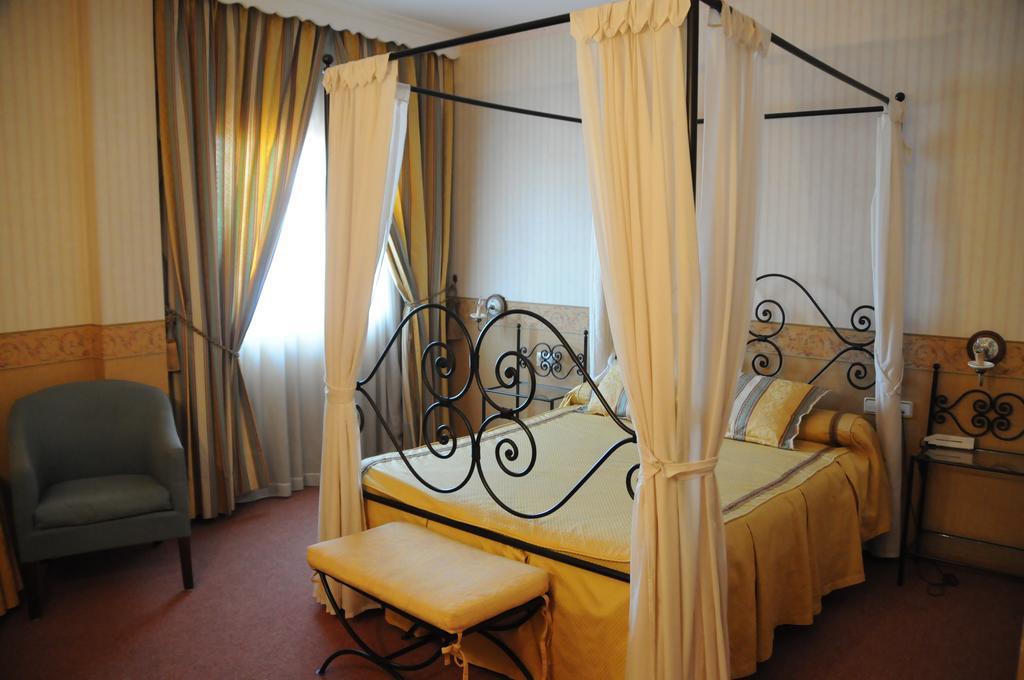 Hotel Las Yucas Atarfe Eksteriør billede